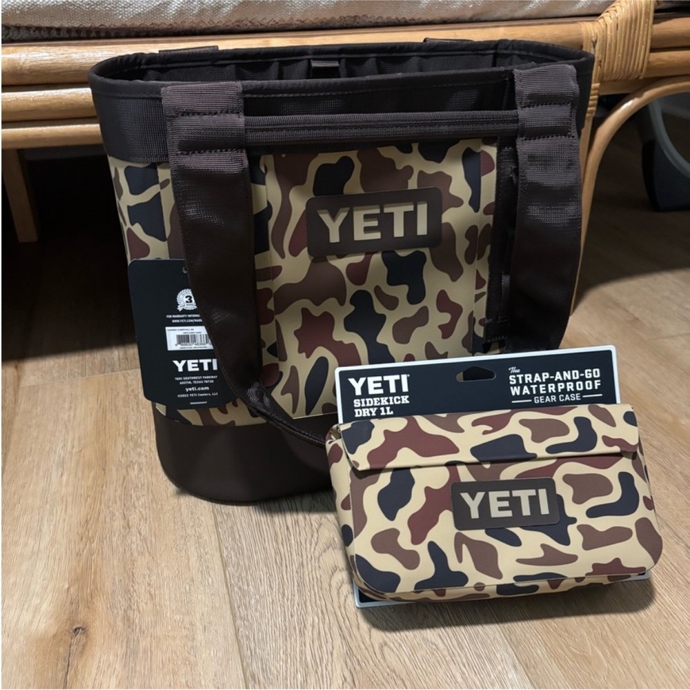 NWT yeti wetlands camo Camino 20 and 1L sidekick